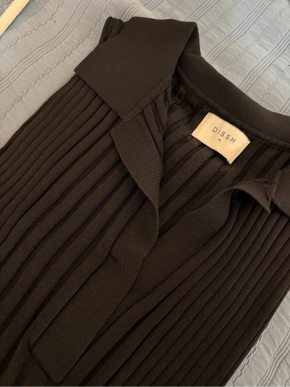 DISSH Black Pleated Collared Maxi Dress - Picture 5 of 5